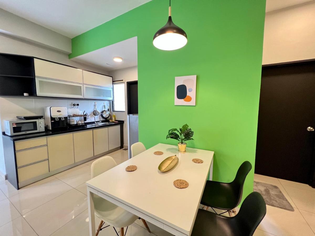Riverview 8Pax 2Br In Kbtown Ps4, Netflix A-1-12 Кота-Бару Экстерьер фото